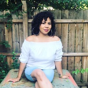 Meet your Posher, Maria